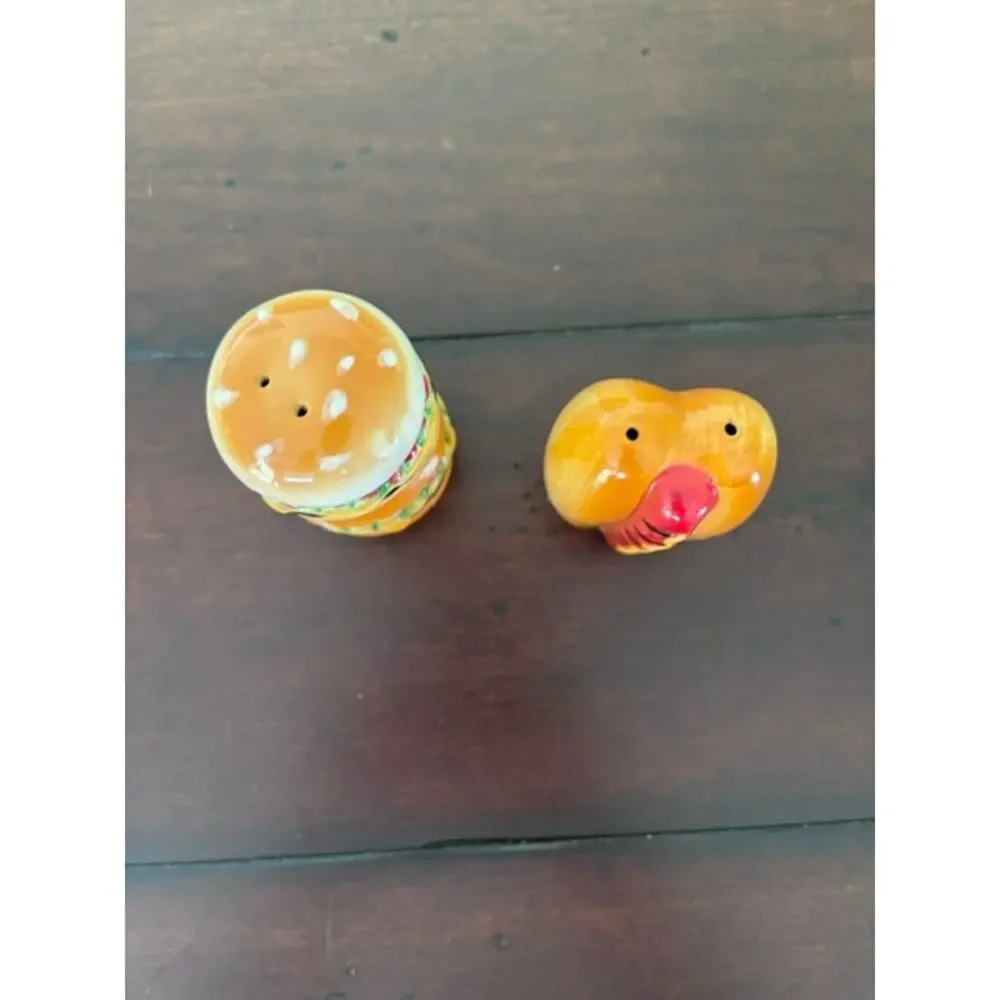 Vintage Hamburger & Hot Dog Ceramic Salt Pepper Shakers Cork Stoppers